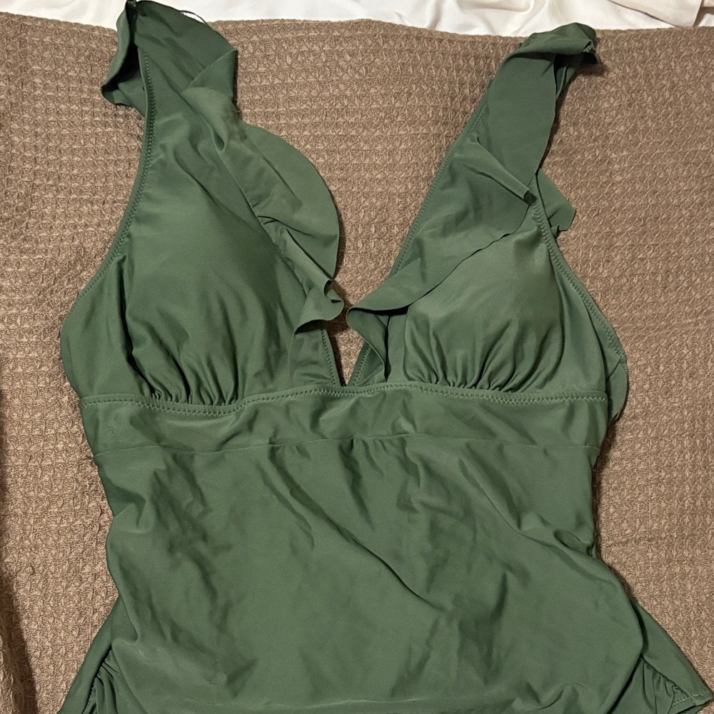 Cupshe Olive Green Ruffle One-Piece Swimsuit - Picture 1 of 5